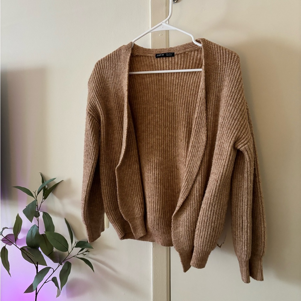 Knit sweater